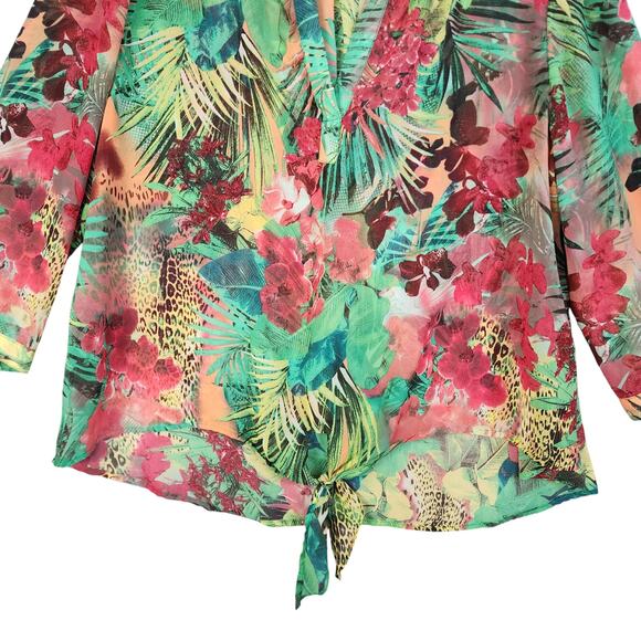 Chicos Womens Tie Front Tropical Blouse Size XL Split Neck Leopard Palm Leaf - Picture 3 of 9
